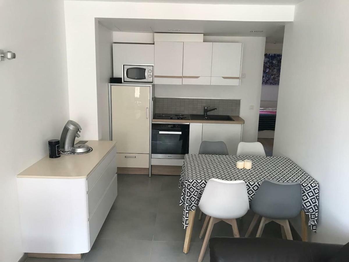 Bel Appartement 2 Ch A 300M De La Plage Де Панбархат Экстерьер фото